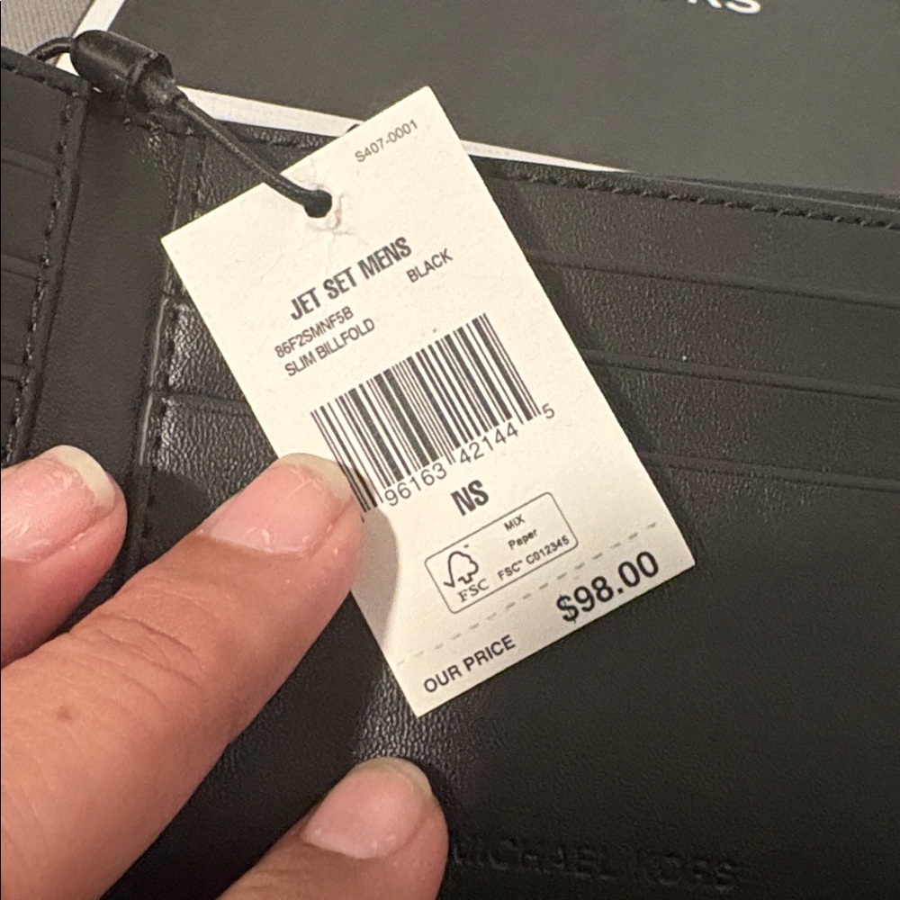 NWT Michael Kors jet Set Men’s Black Monogram Wallet - Picture 5 of 6
